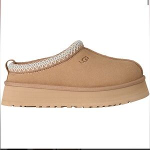 UGG Tazz - women’s size 6